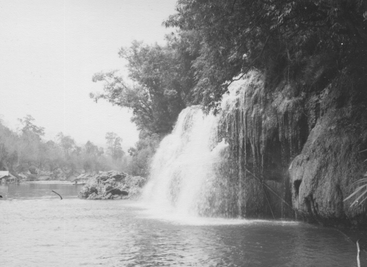A Pousada Bankaikow Kanchanaburi Exterior foto