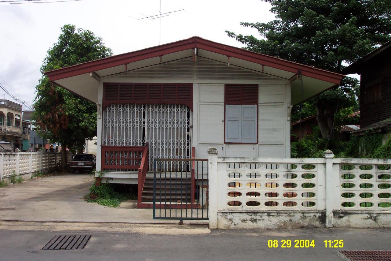 A Pousada Bankaikow Kanchanaburi Exterior foto